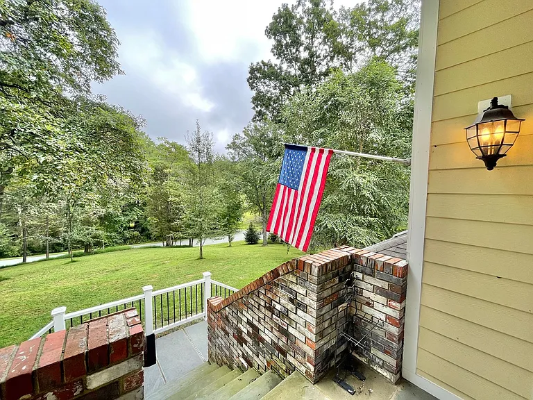 1474 Freeman Dr — Photo 36