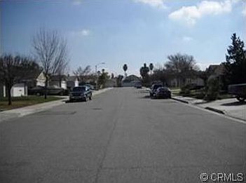 2nd image of 863 Yorkshire Ln