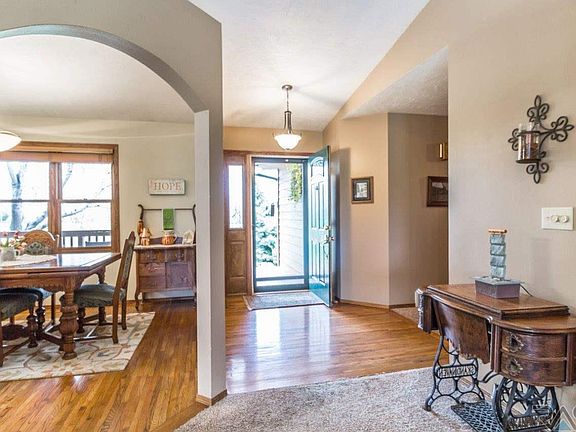 3rd image of 47963 Wildflower Pl