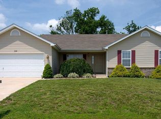 250 Hammerstone Dr, Moscow Mills, MO 63362