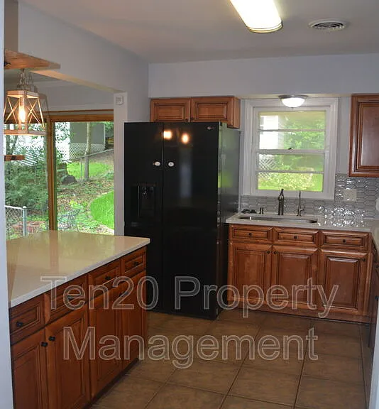 1815 Marilon Dr — Photo 41