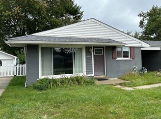 13430 Ivy St, Rockwood, MI 48173