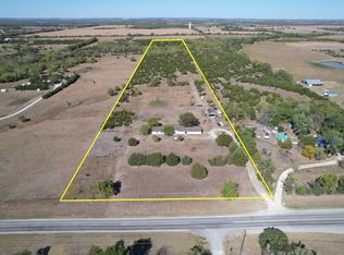 566 SW 100th St, Augusta, KS 67010