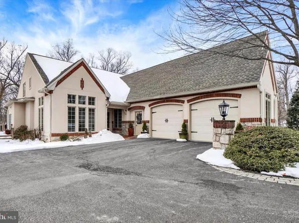 130 Valmere Path, York, PA 17403