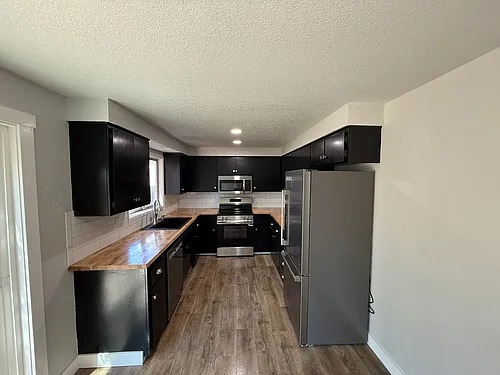 3608 La Jolla Ct Photo 1