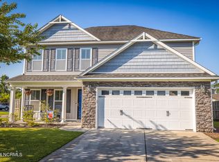 401 Riviera Dr, Wilmington, NC 28411