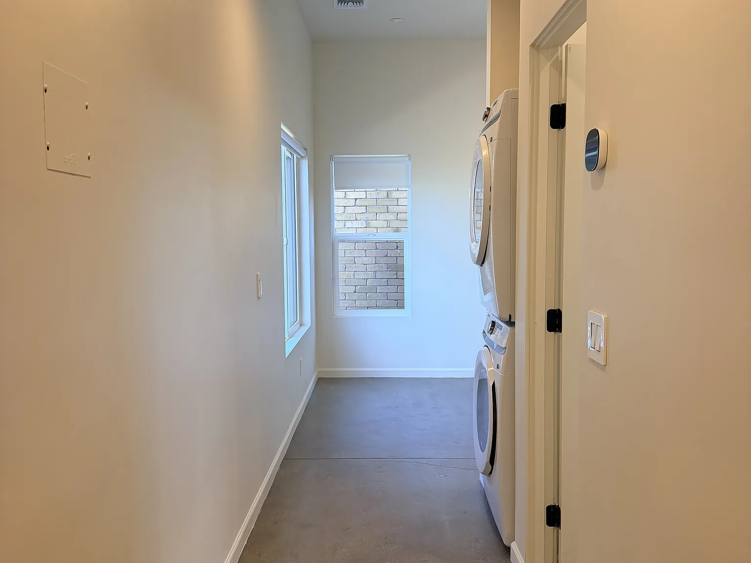 1222 E Fillmore St - B — Photo 3