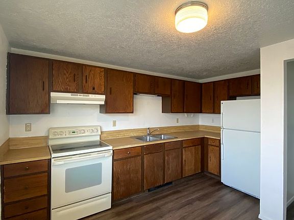 4th image of 423 E Dunn St APT 4