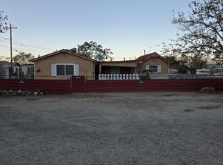 215 E St, Hawthorne, NV 89415