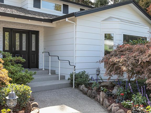 3rd image of 270 Yerba Buena Pl