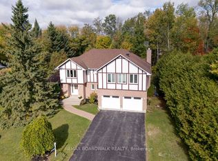 7089 Bush Dr, Ottawa, ON K4P 1M8