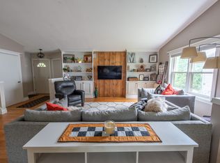 3701 Cosgrove Dr, Madison, WI 53719