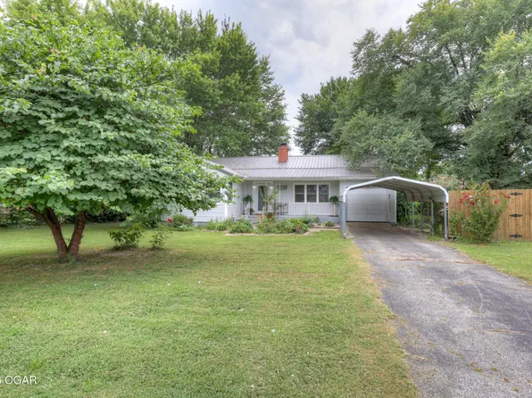 109 E Splitlog Ave, Goodman, MO 64843