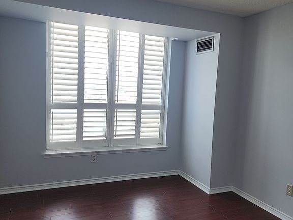 4th image of 410 McLevin Ave #1101