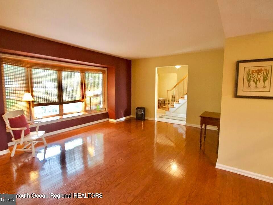 6 Baron Ct, Manalapan, NJ 07726 Zillow