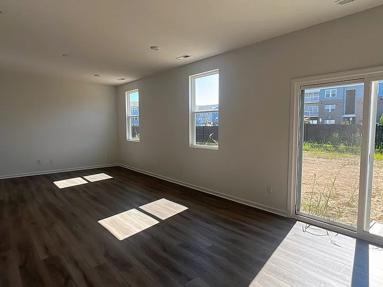 153 Reneau Ave — Photo 4