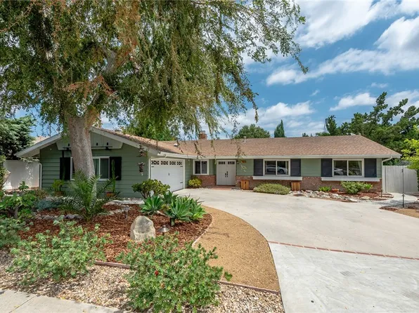 23313 Cohasset St, Canoga Park, CA 91304