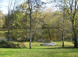 1613 River Dr S, Wabasha, MN 55981