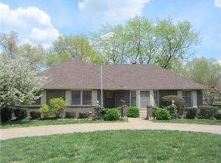 10543 Walnut Dr, Kansas City, MO 64114
