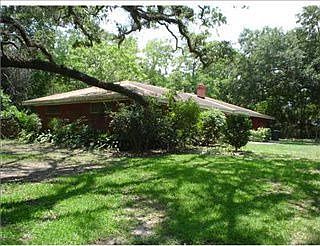 2nd image of 1201 W McNeese St