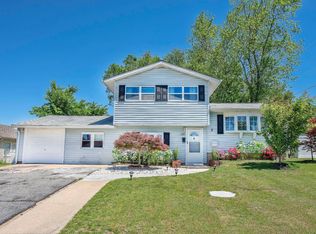 1204 Greentree Rd, Newark, DE 19713