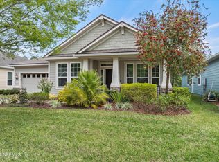 736 Aspen Leaf Dr, Jacksonville, FL 32081