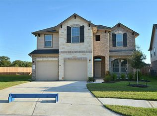 1935 Seville Mnr, Fresno, TX 77545