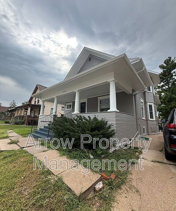 1st image of 2125 South St Unit 1