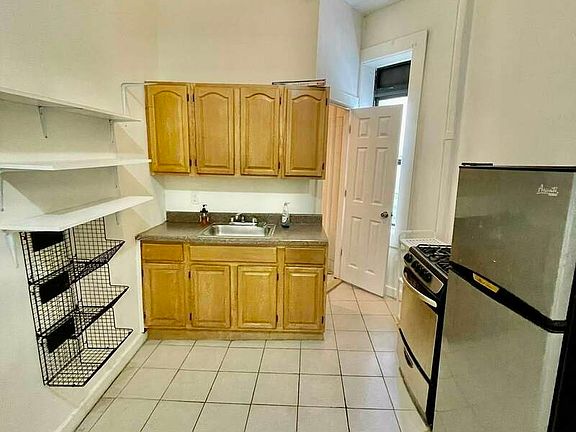4th image of 528 Flatbush Ave APT 17