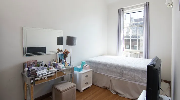 Rented by Native New York Real Estate Inc | media 7