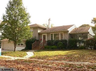 54 N Village Dr, Somers Point, NJ 08244