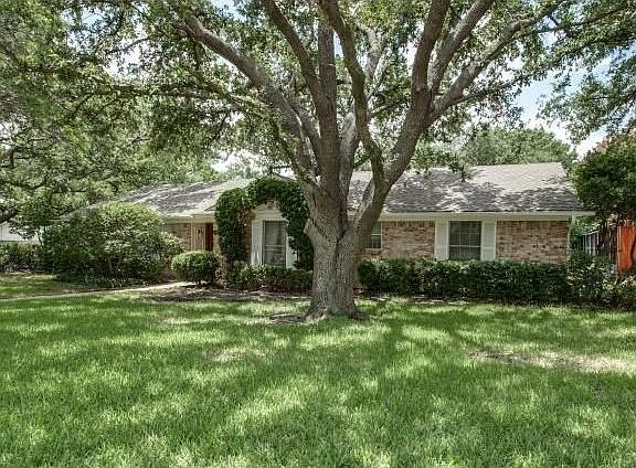 2nd image of 14615 Cherry Hills Dr