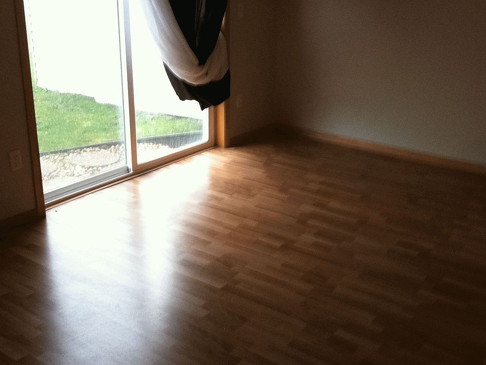 2nd image of 19494 Prairieview Dr