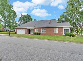 1261 Enota Ave NE, Gainesville, GA 30501