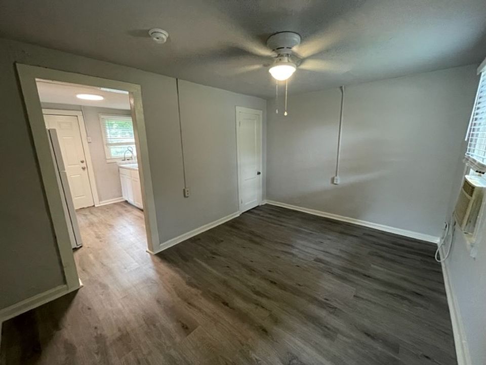 1st image of 710 NW 8th St