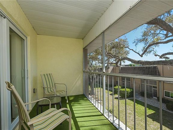 5th image of 1520 Glen Oaks Dr E Unit 352C