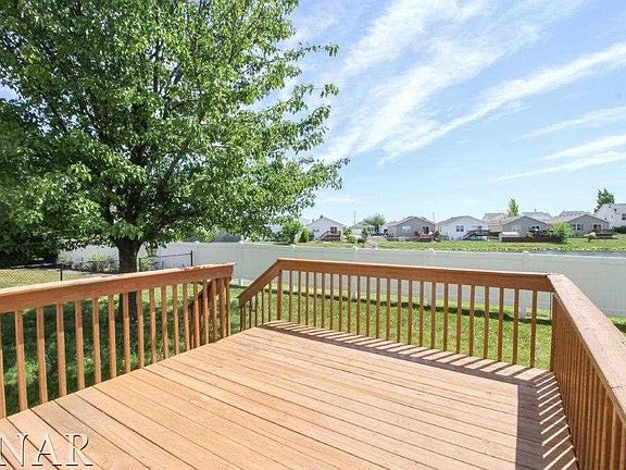 4th image of 18 Rock Garden Ct
