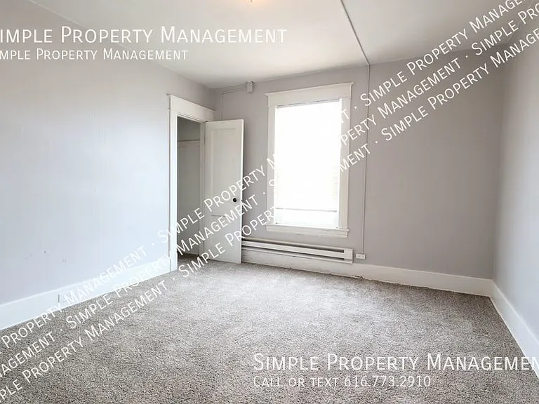 920 4th St NW #2 — Photo 5