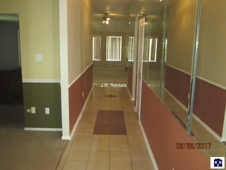 5510 Shawn Dr — Photo 175