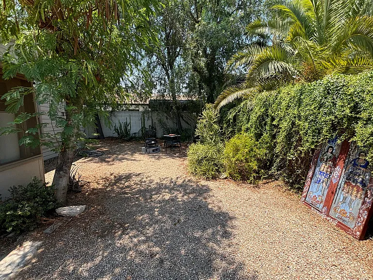 1110 W Roosevelt St — Photo 41