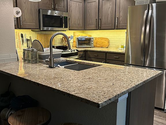 2nd image of 115 Pelican Cir