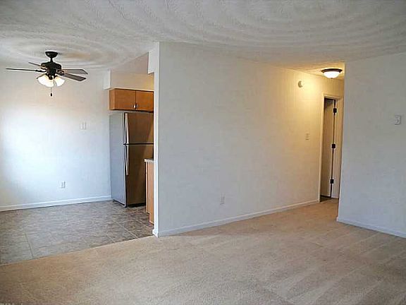 2nd image of 3720 Pleasant Ave APT A