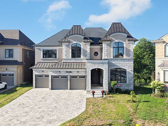3rd image of 70 Appleyard Ave