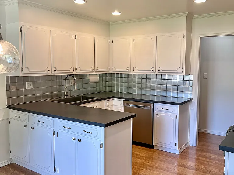2205 S Holly St #8 — Photo 5