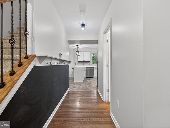 3rd image of 10111 Sharon Springs Dr