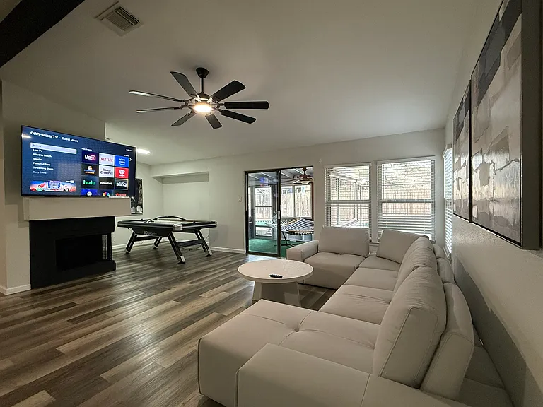 3323 Coral Grove Dr — Photo 37