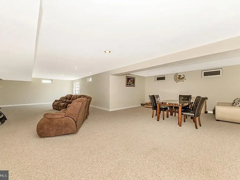 17010 Bivens Ln — Photo 22