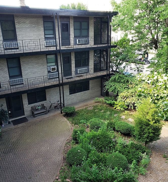 1st image of 5225 N Ashland Ave APT 3C
