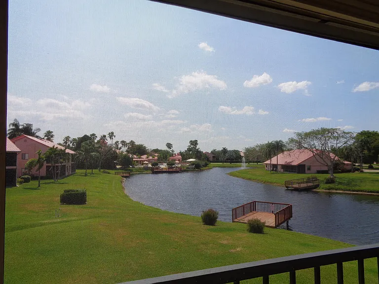 7657 Lexington Club Blvd #C — Photo 39