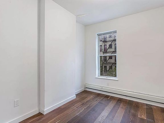 5th image of 298 Weirfield St #3